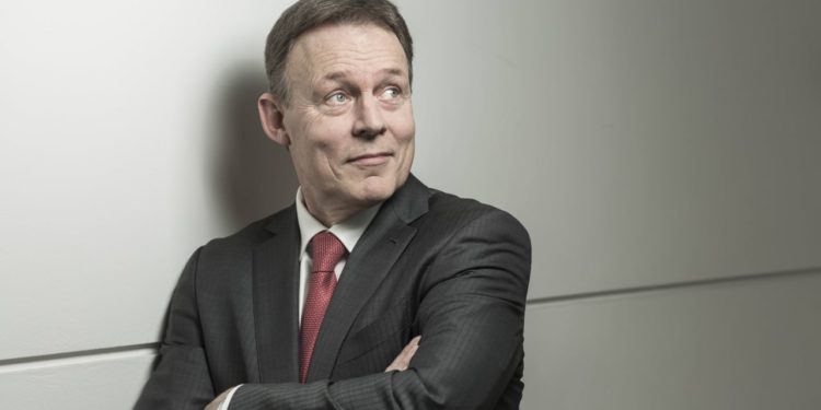 Ndërron jetë pak minuta para intervistës televizive nënkryetari i Parlamentit gjerman