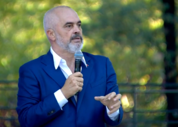 Rama: Në mandatin e tretë ndërtojmë aeroport edhe në Sarandë