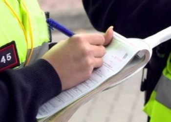 Nuk mbanin maskë, Policia gjobit 341 qytetarë dhe shoqëron 11 të tjerë