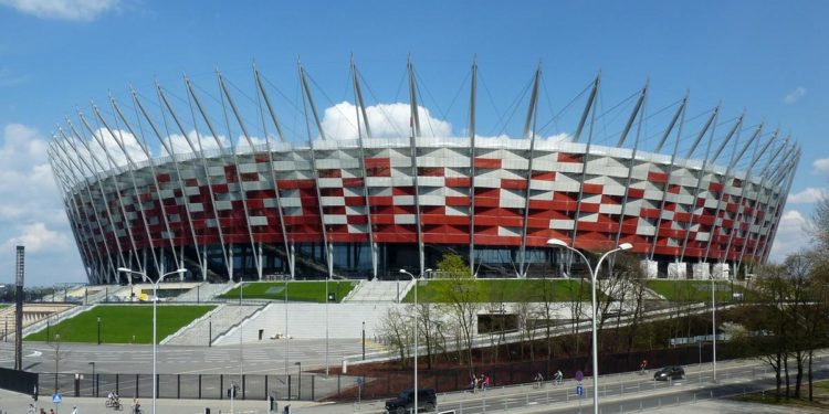 Polonia po hap spital për pacientët me COVID-19 në stadiumin kombëtar