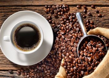 Bota kremton ditën ndërkombëtare të kafes