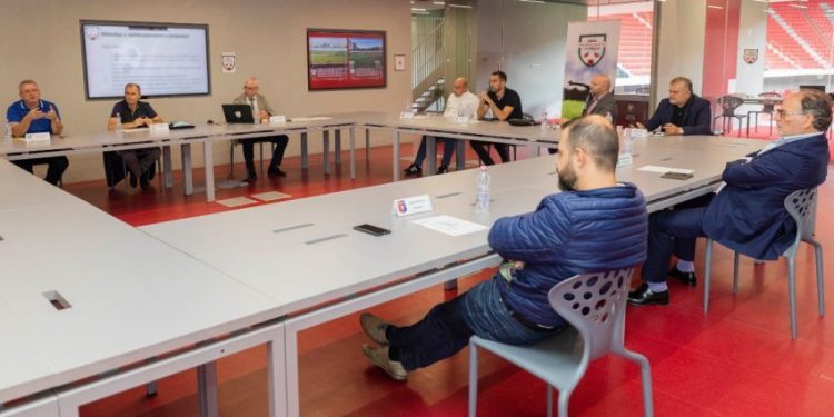 Liga e Futbollit ndërpret bojkotin, ja kur nis Superiorja