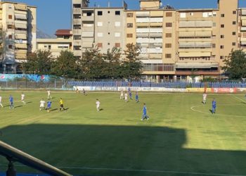 Tifozët e Luftëtarit me sytë nga Bashkia Gjirokastër: Nuk ka hata më të madhe se kjo që i bëhet qytetit