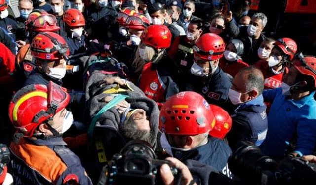 Ndodh mrekullia në Turqi, nëna me 4 fëmijët nxirren të gjallë