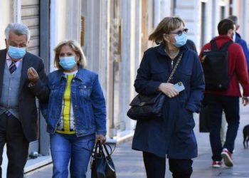 Maska me detyrim kudo… Por si i mban Italia, nga e cila marrim protokollet kundër Covid-19?