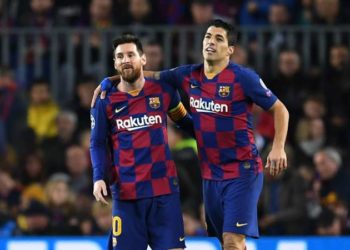 Suarez tregon formulën: Ja si Messi mund të rinovojë me Barcelonën