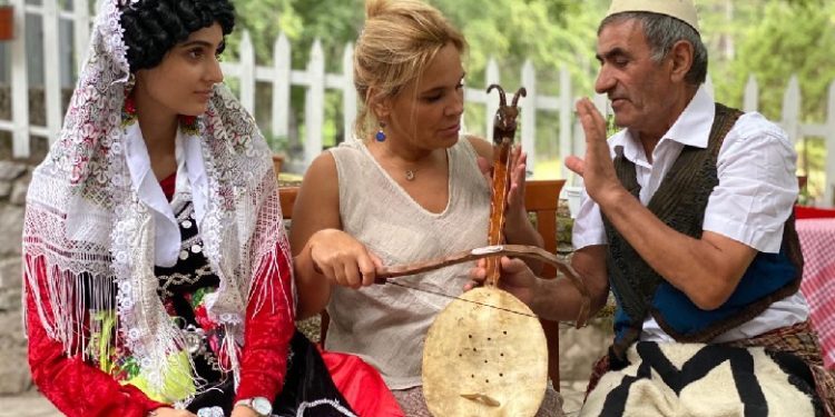 Monika Kryemadhi: Vilën në Lalëz e di gjithë Shqipëria që e kam, aty vijnë bëjnë dhe foto