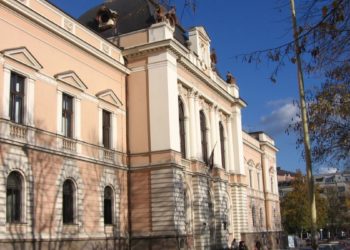 Serbia ndalon belgun e akuzuar për abuzime seksuale