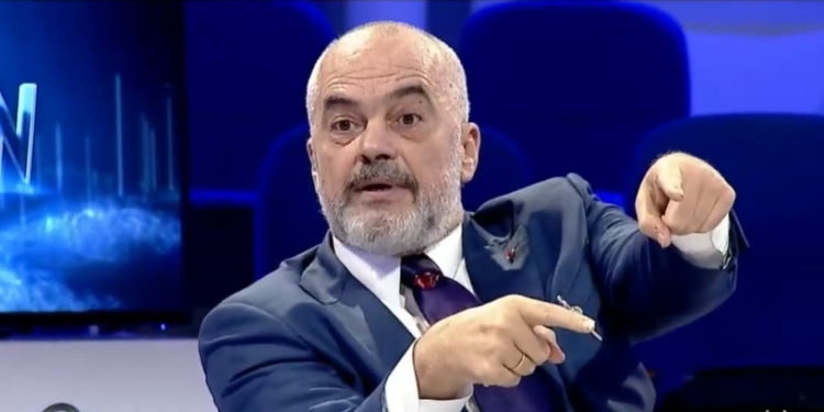 Rama paralajmëron: Rrezikojmë mbylljen në karantinë përsëri