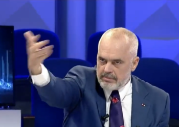 Rama: Maskat do të qëndrojnë deri në fund të dimrit