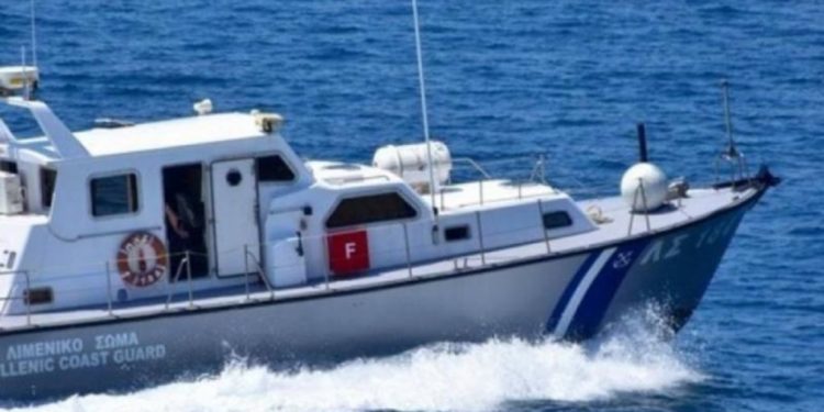 Kapen 1.2 ton kanabis në Greqi, mediet: Skafi u ngarkua me drogë në Shqipëri