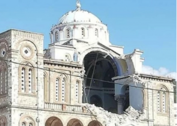 Tërmeti i fuqishëm, shembet kisha e vjetër ne ishullin Samos (FOTO)
