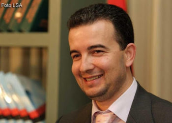 PD refuzoi zv.kryeministrin e Berishës, Ilirjan Celibashi zgjidhet kryetar i KQZ-së