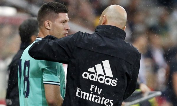 Si do t’i dalë para Zidane, çfarë do t’i thotë Jovicit pas asaj që ka ndodhur?