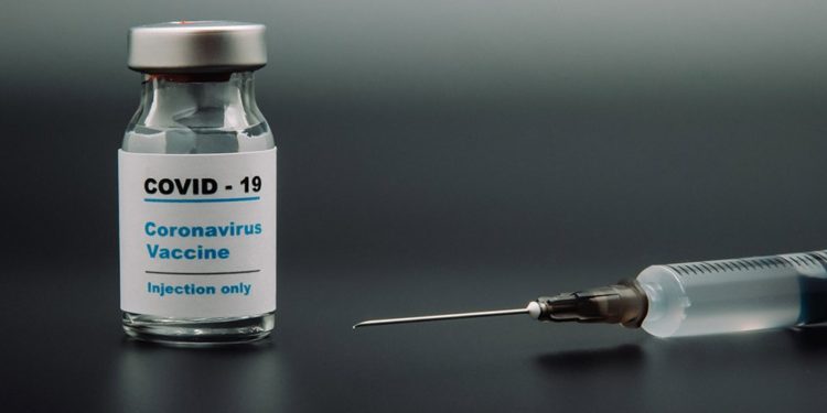 Vaksina anti-Covid, Shqipëria mes 180 vendeve të para përfituese. Ja kategoritë që do ta marrin falas