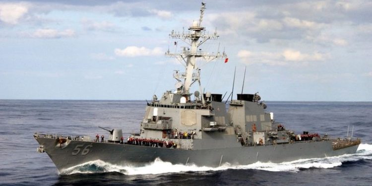 Përplasja e frikshme e luftëanijeve ruse dhe amerikane në Detin e Japonisë, kërcënimi me zhytje dhe misteri i incidentit