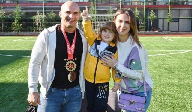 Erkand Qerimaj: S’kemi pse kompleksohemi për të mbështetur njerëz që punojnë për qytetin si Veliaj!