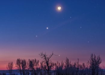 Ngjarje e pazakontë/Kjo është mundësia juaj për të parë të gjithë planetet