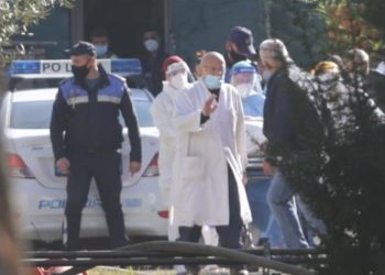 Pamje nga Spitali Infektiv, vijojnë hetimet për hedhjen e 69-vjeçarit