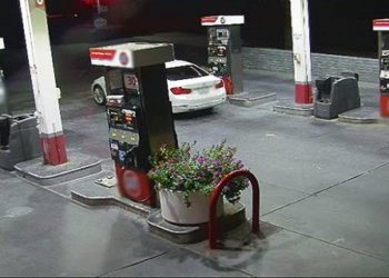 Grabitet pika e karburantit, shitësi qëllohet me sende të forta