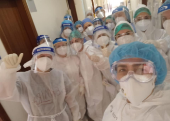 Shefja e Infektivit publikon foto nga spitali COVID-1: Jemi në punë, ditë e natë