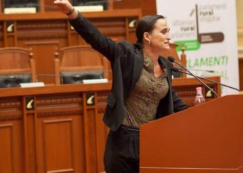 Përloti Kuvendin me historinë e saj, Rigerta Loku do të kandidojë për deputete më 25 prill