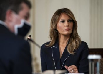 Bashkëshortja i kërkon Trump të pranojë humbjen e zgjedhjeve