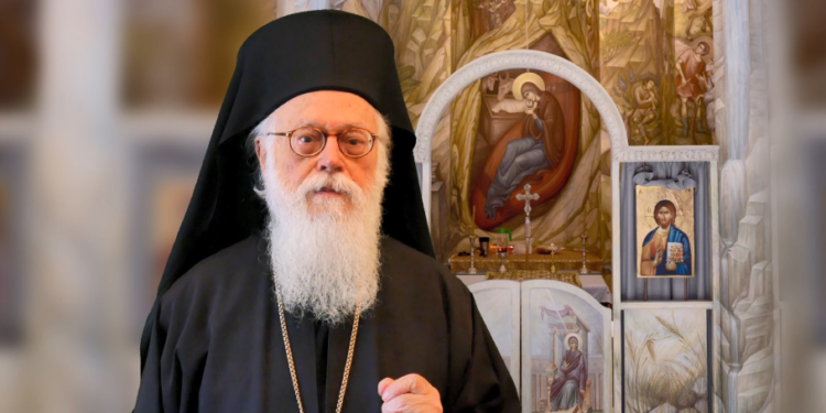 Me Covid i shtruar në Greqi, Kisha Ortodokse tregon gjendjen e Janullatos