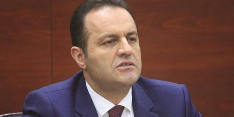 Adriatik Llalla merret i pandehur për akuzën e mosdeklarimit të të hollave në kufi