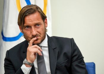 Video/ Totti: Ibrahimovic mund të luajë futboll deri 50 vjeç