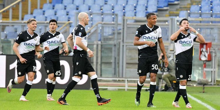 Udinese befason Lazion në “Olimpico”, Strakosha pëson 3 gola