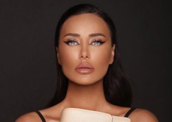 Moderatorja shqiptare përlotet nga fjalët e ‘pikës së saj të dobët’: E dua nga thellësia e zemrës time