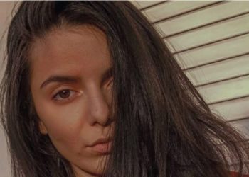 Zhdukja misterioze e 19-vjeçares shqiptare në Greqi, zbulohen SMS-të drejtuar vëllait: 5 mijë € po deshe të shohësh motrën