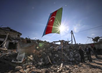 Luftimet në Nagorno-Karabakh, Azerbajxhani pretendon se çliroi Shushan