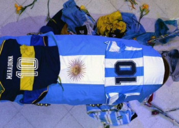 Maradona po lë botën pa fjalë, legjenda ka firmosur që të mos e varrosin