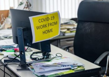 Puna nga shtëpia apo zyra, çfarë preferojnë punonjësit shqiptarë pas Covid-19