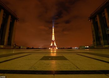 Izolohet gjysma e Europës, paralajmërohen më shumë jetë të humbura se në valën e parë