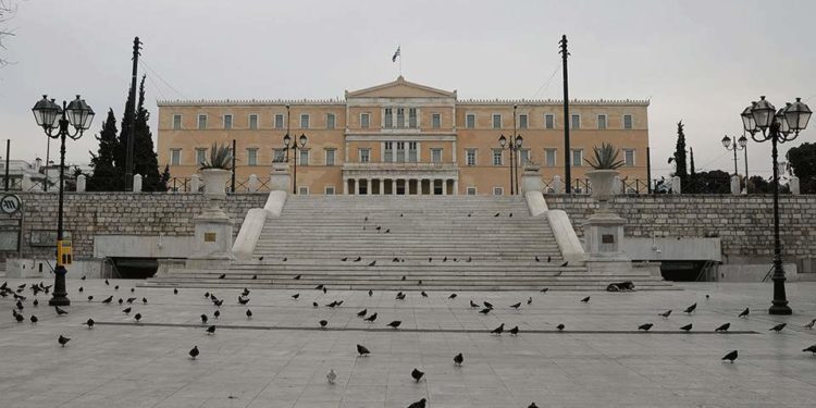 Rikthehet karantina në disa vende të Europës, mes tyre edhe Greqia