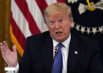 Trump reagon pas lajmit për vaksinën e COVID-19