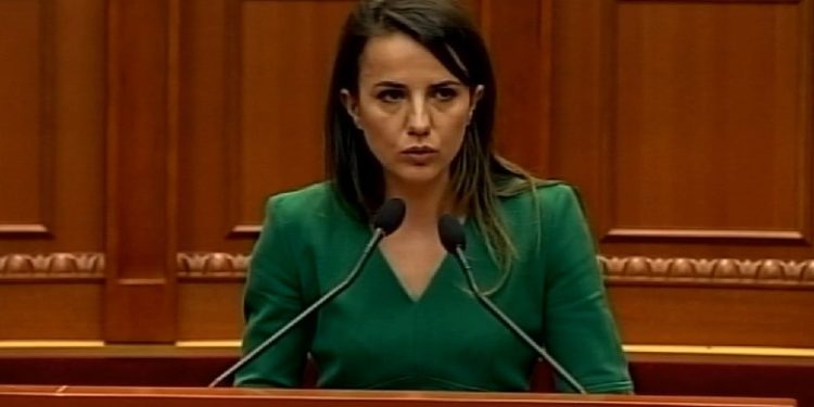Hajdari: Dënoj atë që po ndodh me numrin e viktimave, ka ardhur koha që politika të ngrihet aty ku i takon