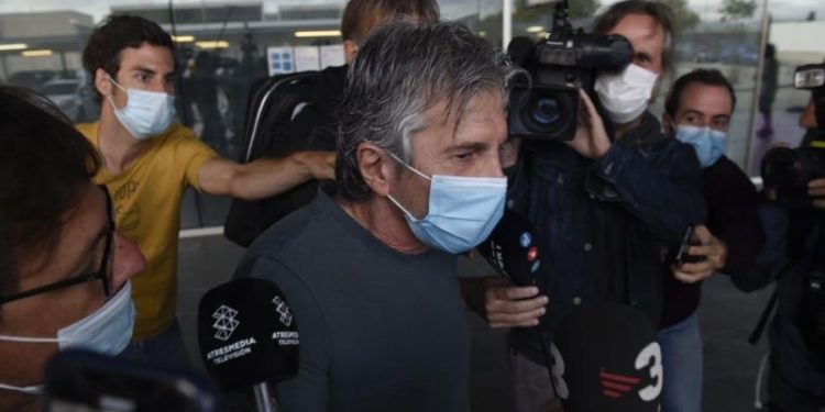 PSG ka nisur bisedimet me Messin? Reagon babai i yllit argjentinas