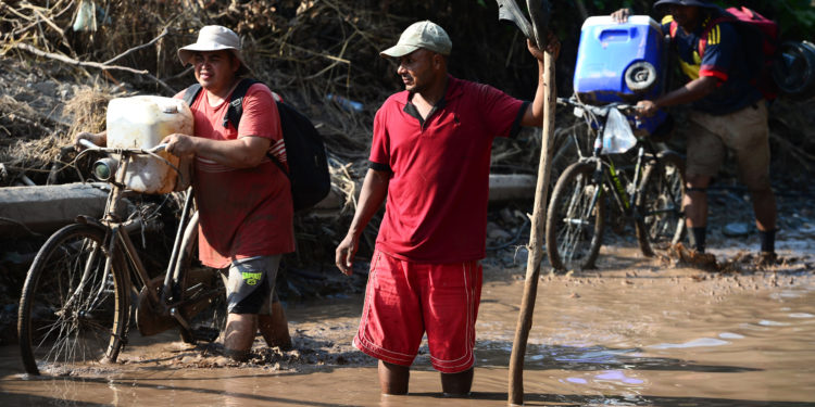 Më i fuqishmi i këtij viti, uragani “Iota” i afrohet brigjeve të Atlantikut