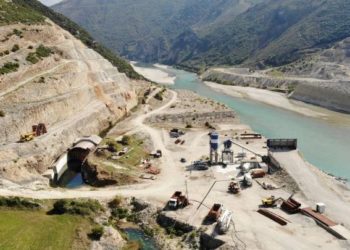 Lajm i mirë, Vjosa nuk preket, s’do ndërtohet HEC-i në Kalivaç (Vendimi)