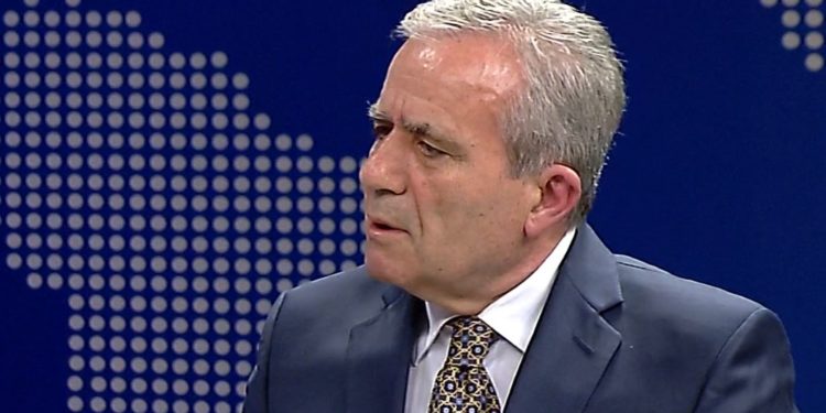 Kaç Islami flet pas shoqërimit në komisariat: E bëri Edi Rama, përdorën forcë ndaj një profesori dhe figure publike si unë