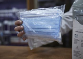 Eksperti tregon se kur do të mund ta heqim maskën