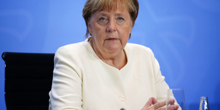 Gjermania në mbyllje të pjesshme/ Merkel: Na pret një dimër i vështirë