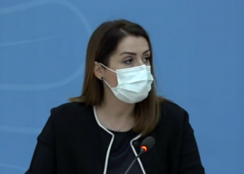 Nesër nis karantina e pjesshme në Shqipëri, orë policore prej orës 10 në mbrëmje