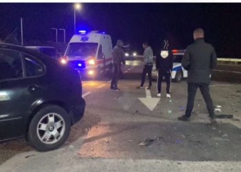 Aksident i frikshëm në Tepelenë, 5 të plagosur, mes tyre edhe një fëmijë