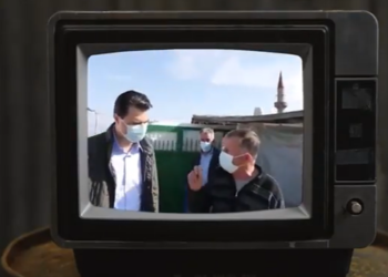 Rama tallet me Bashën: Eh mër Lul mër Lul. Fle gjumë në këmbë se nuk ke pse zgjohesh (VIDEO)