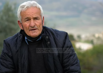 Njihuni me fshatin e Tepelenës, që ka vetëm një familje. Baba Dero e kishte parashikuar tre shekuj më parë (VIDEO)